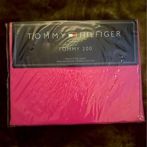Tommy Hilfiger Pink Twin Fitted Sheet